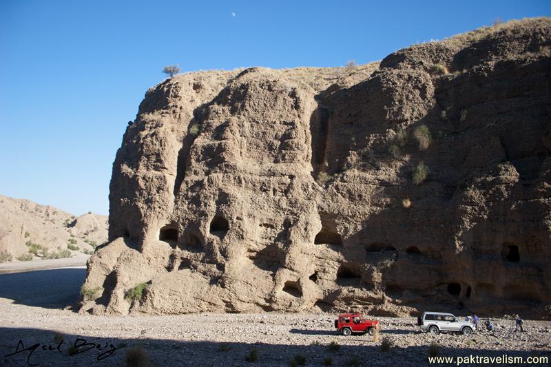 Cave City, Bela Balochistan